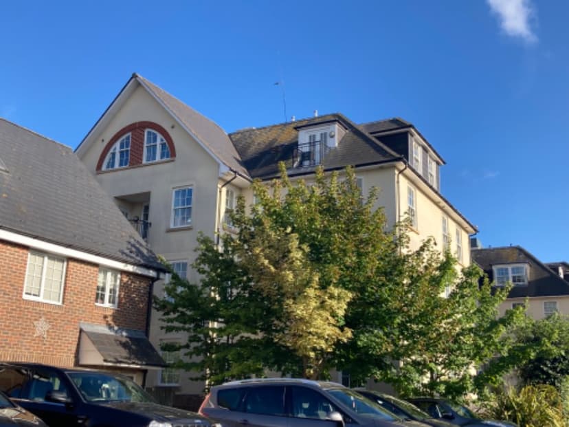 Image 1:1 bedroom Flat to rent