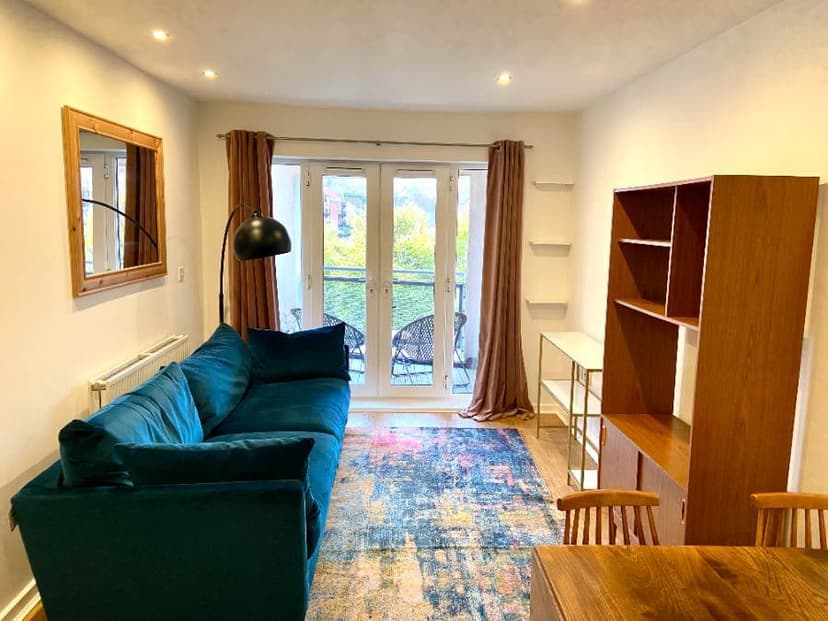 Image 3:2 bedroom Apartment or flat to rent