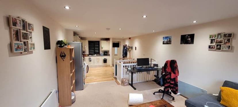 Image 2:2 bedroom Flat to rent