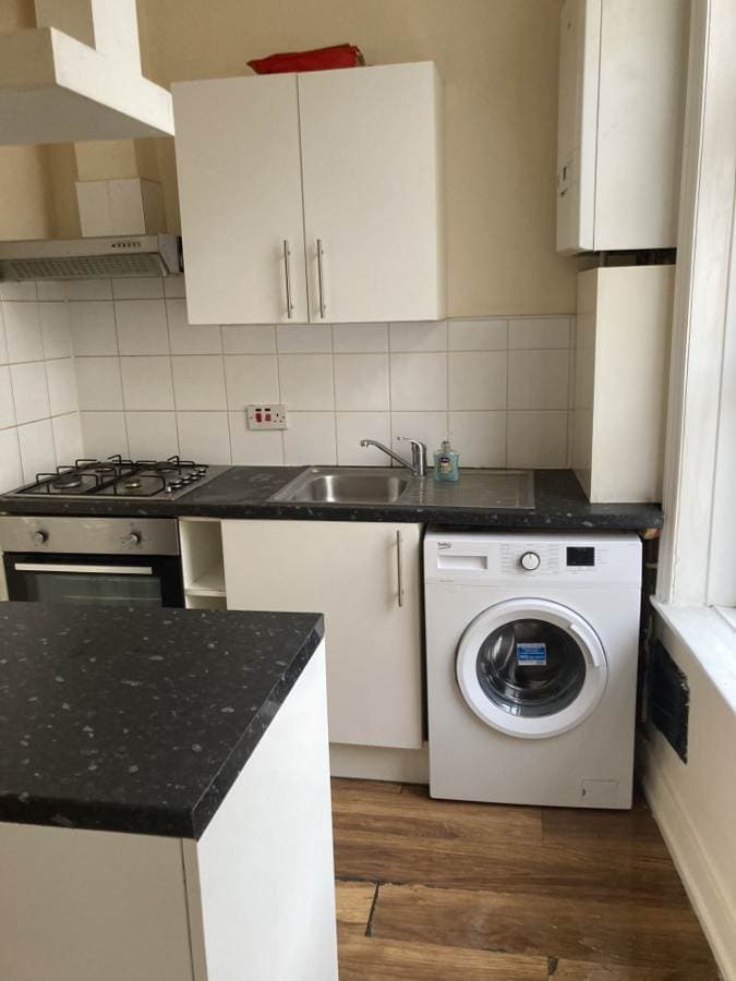 Image 1:1 bedroom Flat to rent
