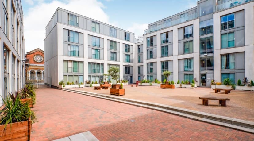 Image 2:2 bedroom Flat to rent