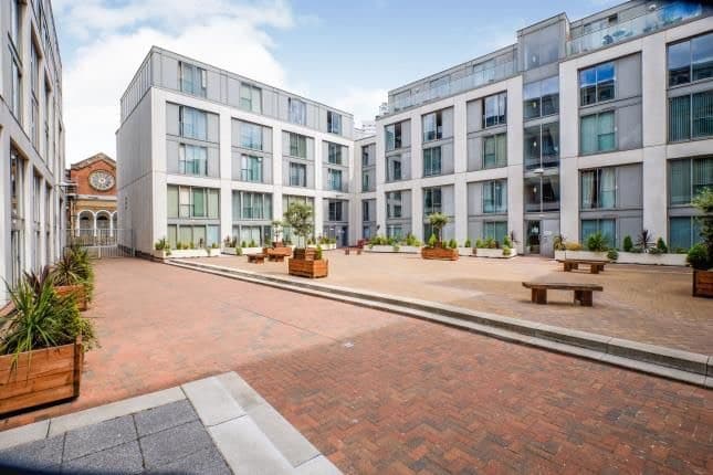 Image 3:2 bedroom Flat to rent