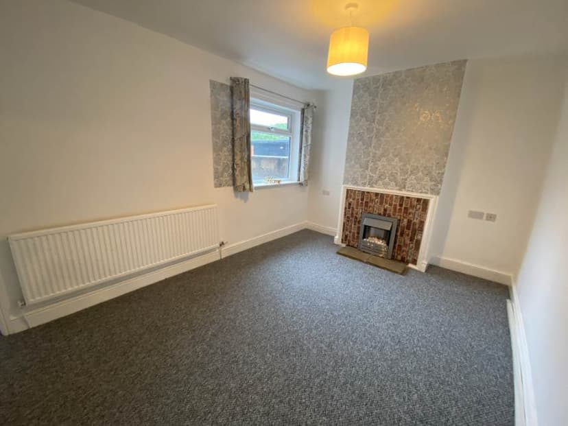 Image 3:3 bedroom End-of-terrace house to rent