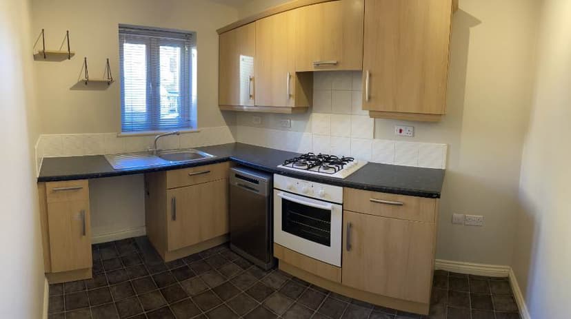 Image 2:3 bedroom Semi-detached house to rent