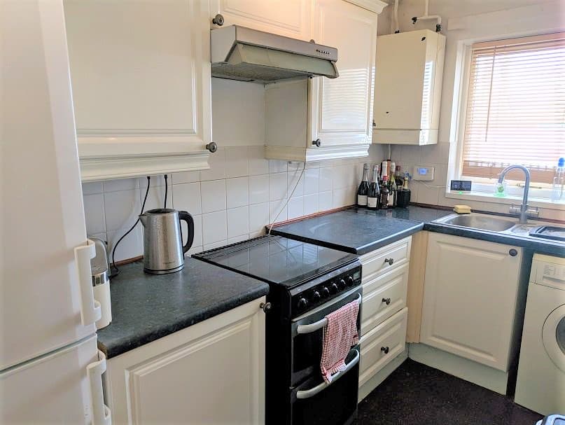 Image 2:2 bedroom End-of-terrace house to rent