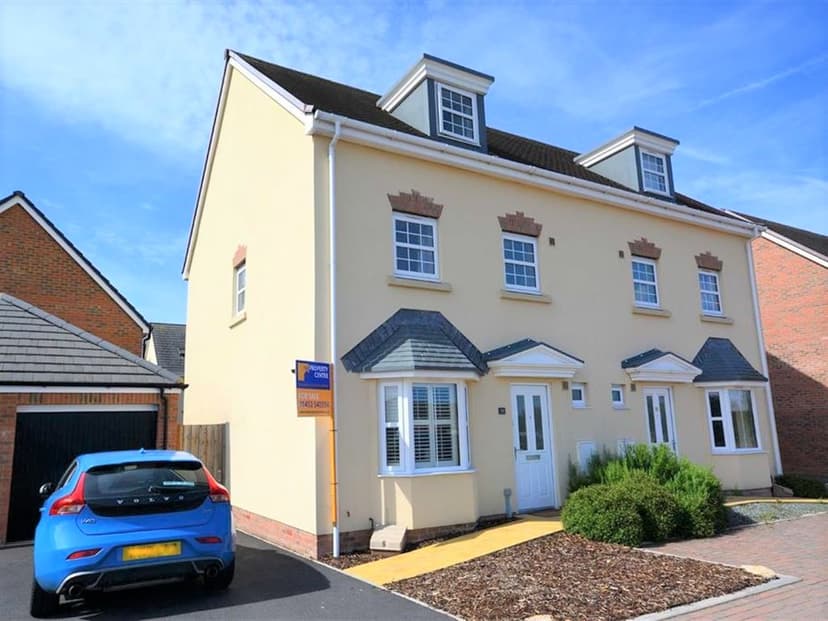 Image 1:4 bedroom Semi-detached house to rent