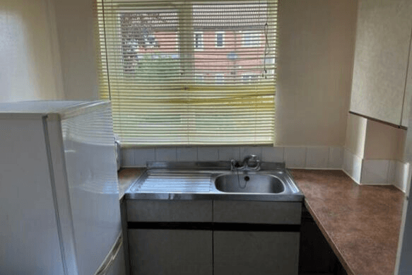 Image 3:1 bedroom End-of-terrace house to rent