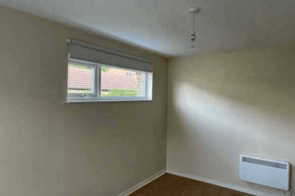 Image 2:1 bedroom End-of-terrace house to rent