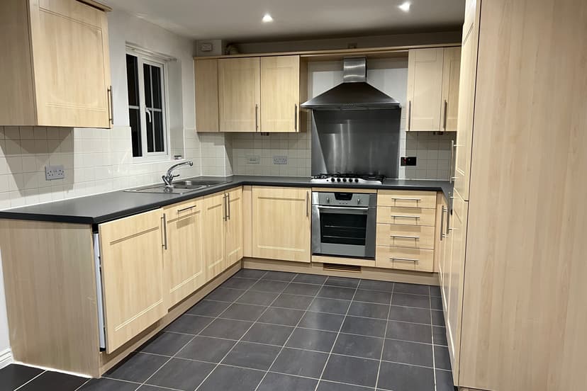 Image 2:3 bedroom Detached house to rent