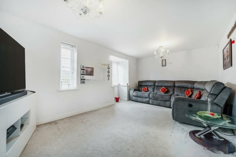 Image 2:3 bedroom Detached house to rent