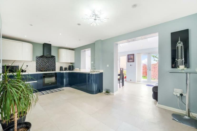 Image 3:3 bedroom Detached house to rent