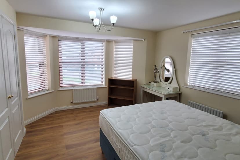 Image 1:2 bedroom Apartment or flat to rent