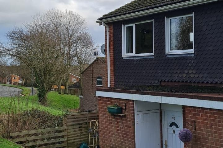 Image 1:1 bedroom Maisonette to rent