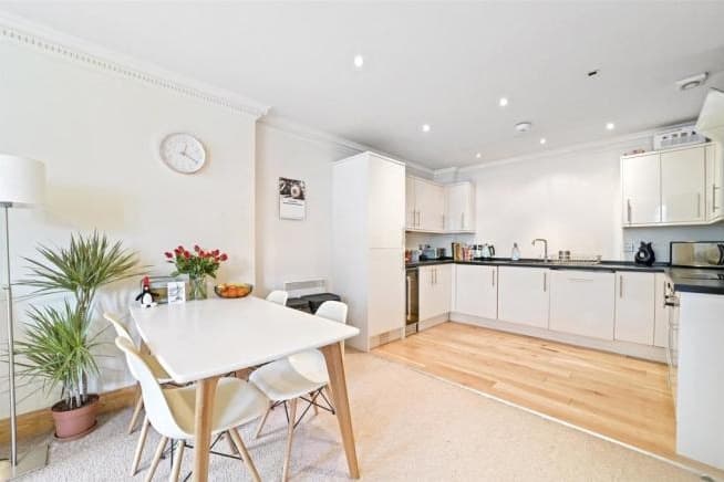 Image 1:3 bedroom Apartment or flat to rent