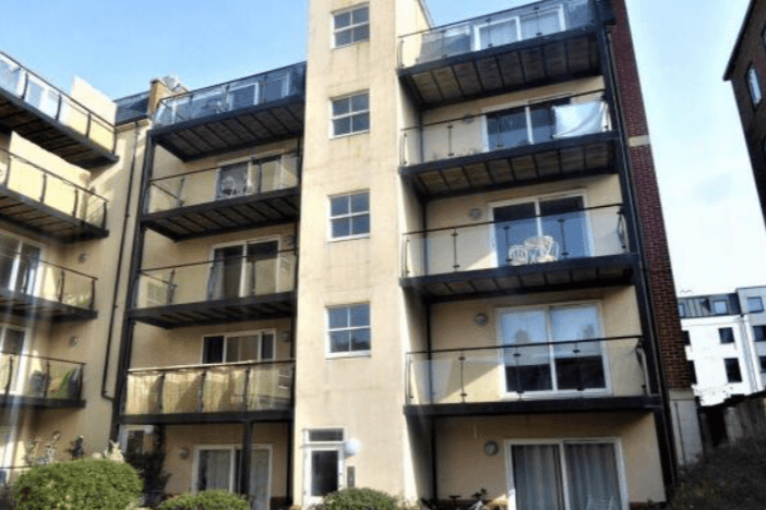 Image 1:2 bedroom Apartment or flat to rent