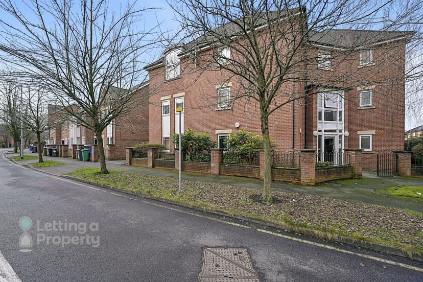 Image 1:2 bedroom Apartment or flat to rent