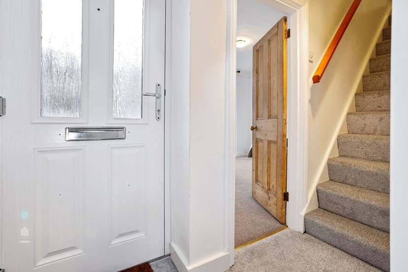 Image 2:2 bedroom Semi-detached house to rent