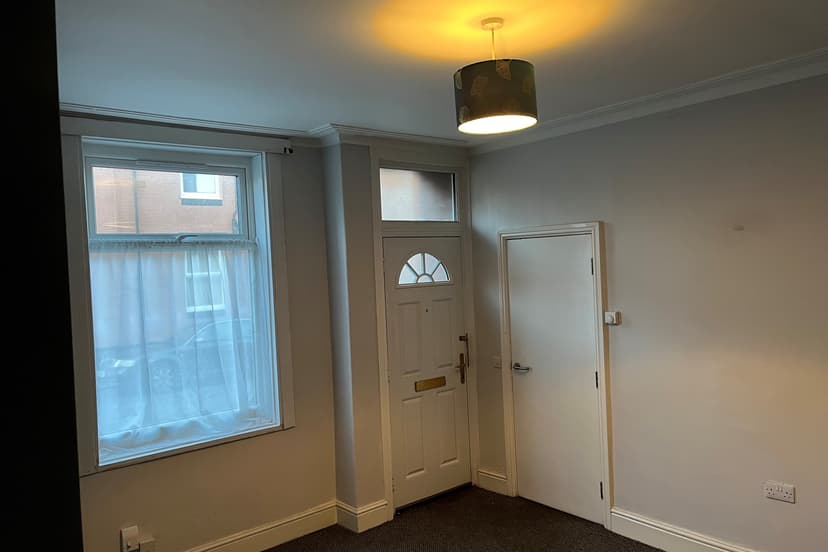 Image 2:1 bedroom Terraced house to rent