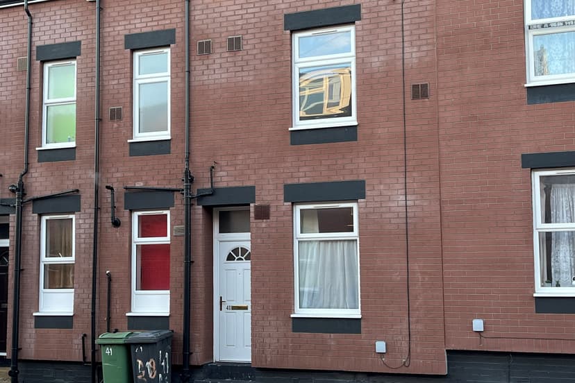 Image 1:1 bedroom Terraced house to rent