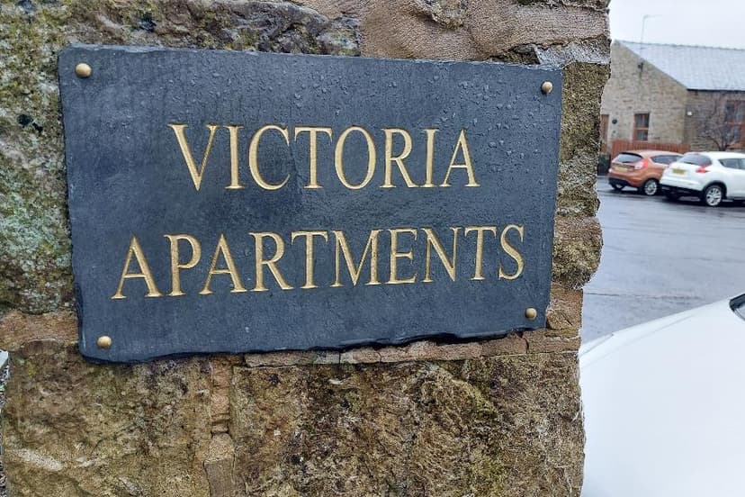 Image 1:2 bedroom Apartment or flat to rent