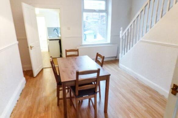 Image 3:2 bedroom Terraced house to rent