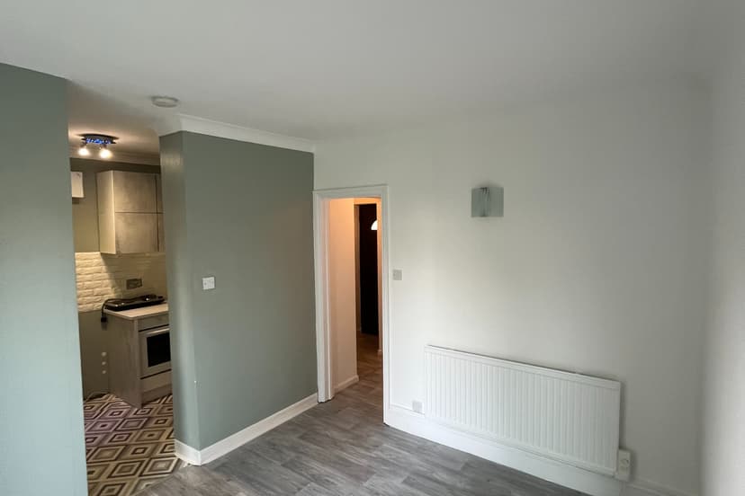 Image 3:1 bedroom Apartment or flat to rent