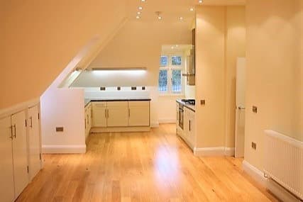 Image 2:2 bedroom Flat to rent