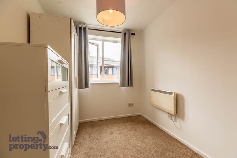 Image 3:2 bedroom Apartment or flat to rent