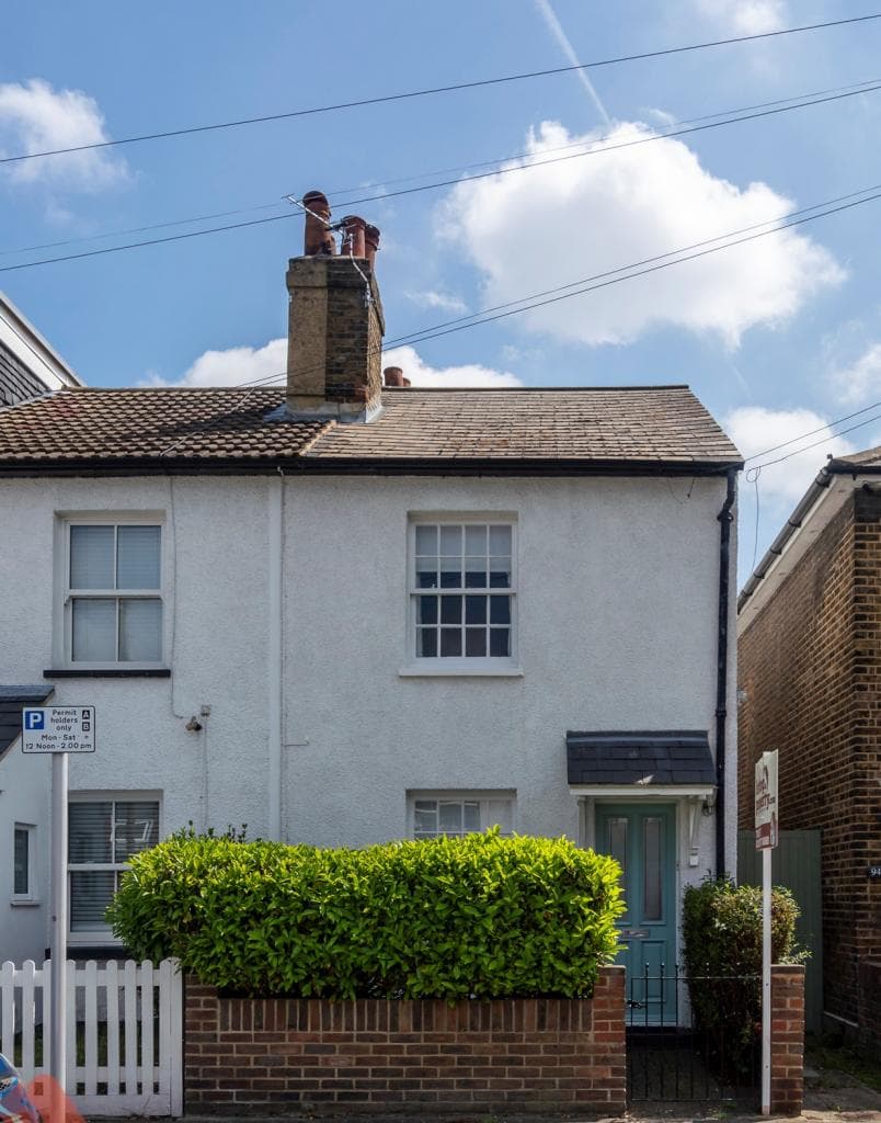 Image 1:3 bedroom End-of-terrace house to rent