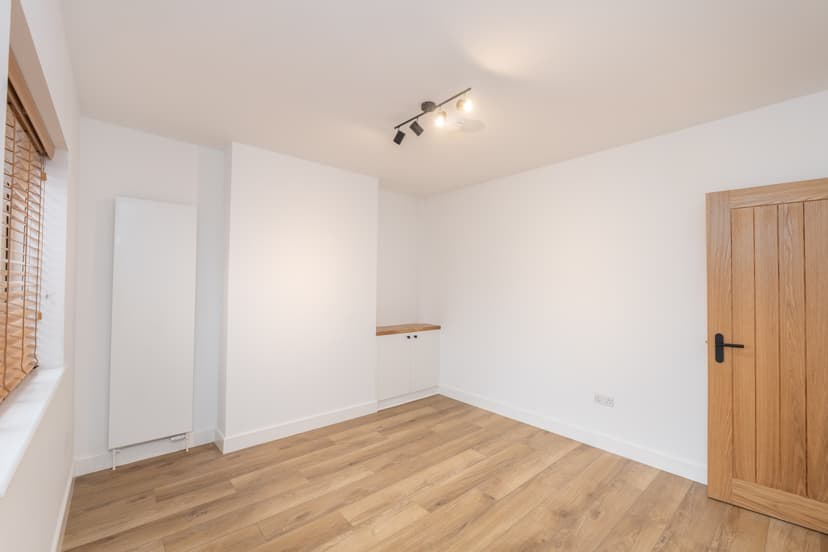 Image 3:2 bedroom Apartment or flat to rent