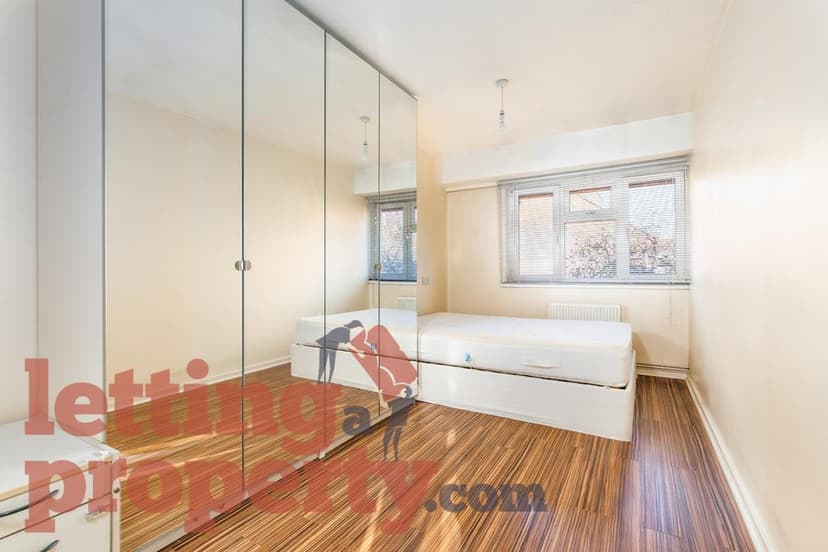 Image 1:1 bedroom Maisonette to rent