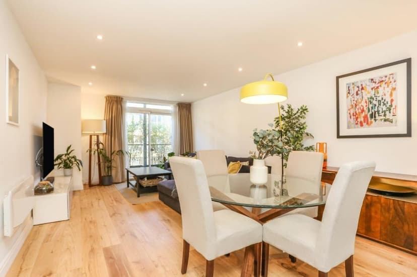 Image 1:2 bedroom Apartment or flat to rent