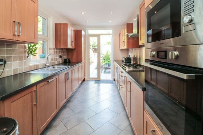 Image 3:3 bedroom End-of-terrace house to rent