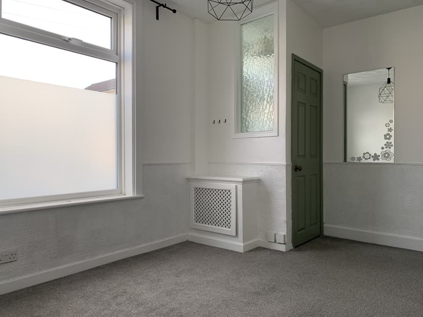 Image 1:2 bedroom Terraced house to rent