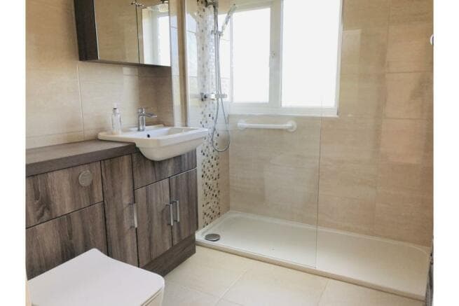 Image 3:3 bedroom Semi-detached house to rent