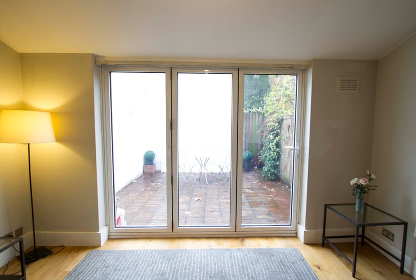 Image 3:1 bedroom Apartment or flat to rent