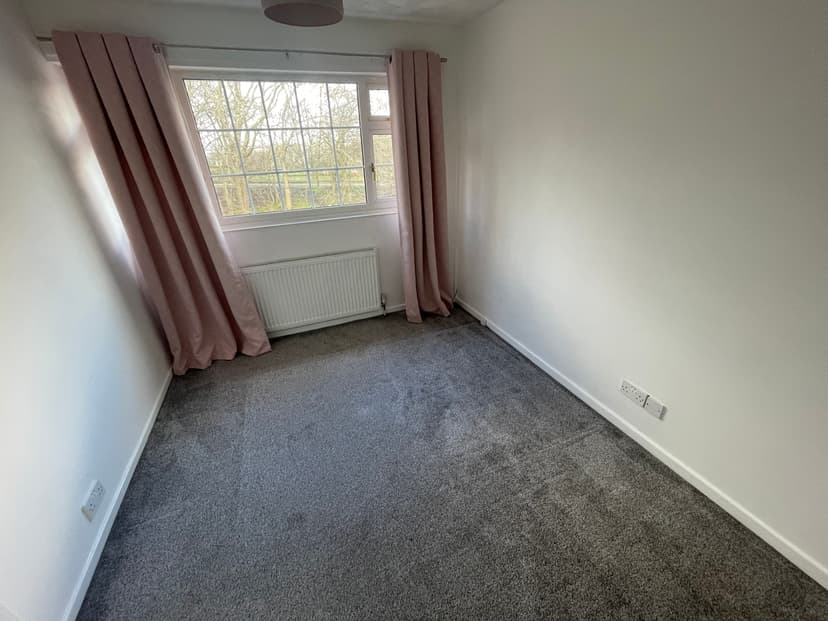 Image 2:3 bedroom End-of-terrace house to rent