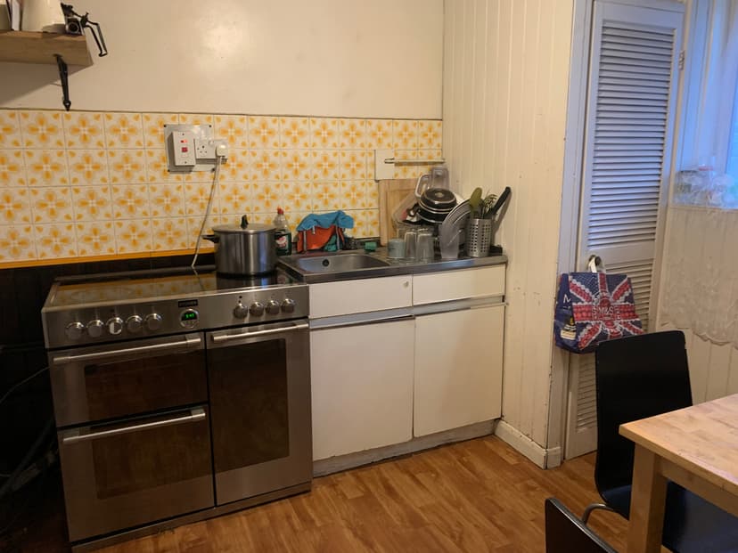 Image 2:3 bedroom Maisonette to rent