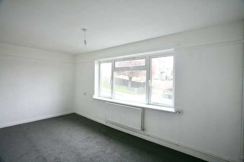 Image 1:1 bedroom Flat to rent