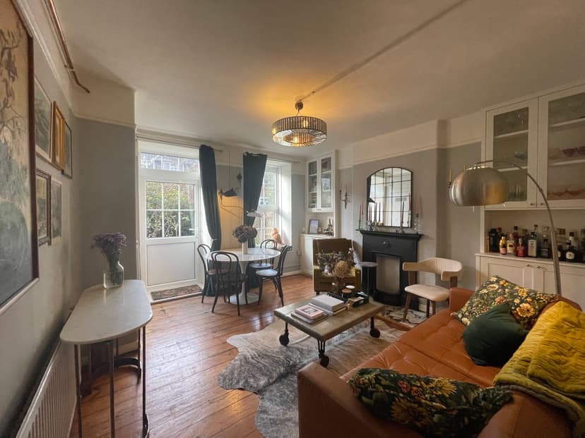 Image 1:2 bedroom Apartment or flat to rent