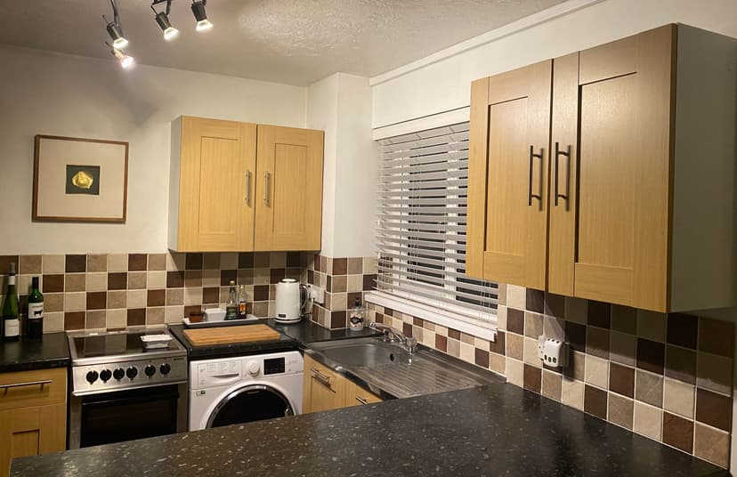 Image 2:1 bedroom End-of-terrace house to rent