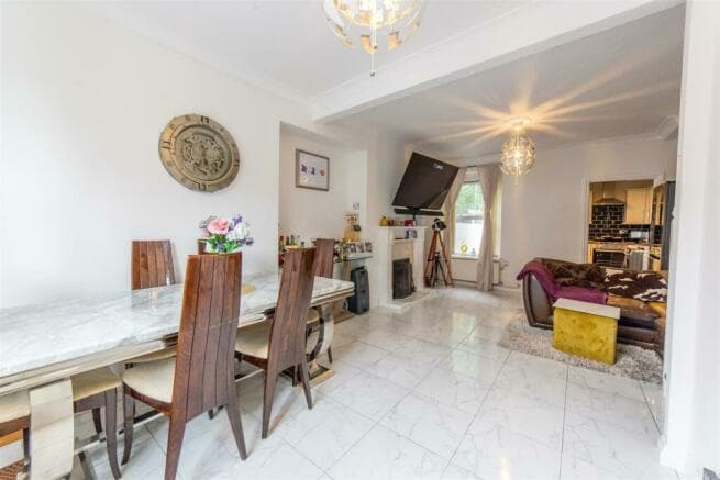 Image 2:2 bedroom Terraced house to rent