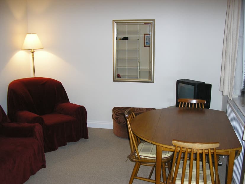 Image 3:1 bedroom Apartment or flat to rent