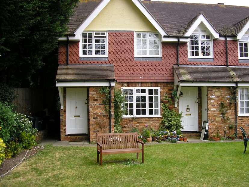 Image 1:1 bedroom Apartment or flat to rent