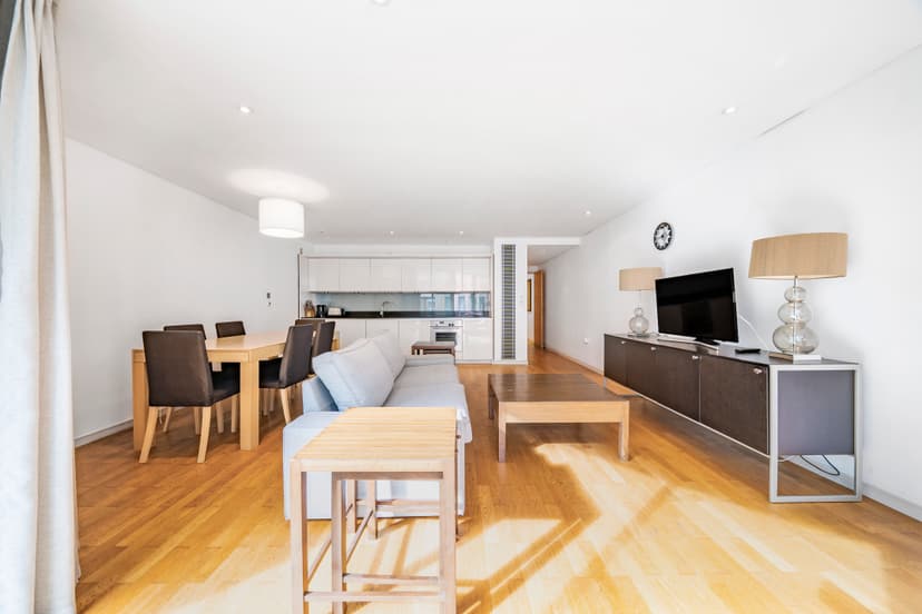 Image 3:2 bedroom Flat to rent