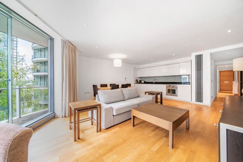 Image 2:2 bedroom Flat to rent