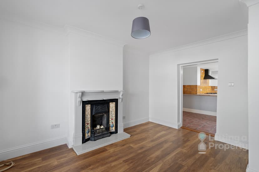 Image 2:2 bedroom Terraced house to rent