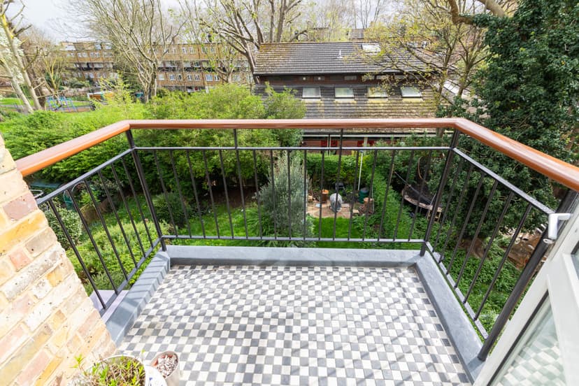 Image 2:3 bedroom Apartment or flat to rent