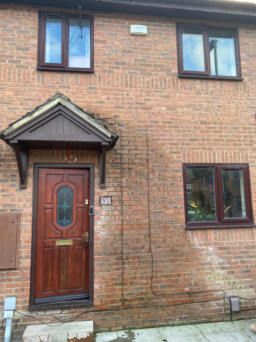 Image 1:3 bedroom Terraced house to rent