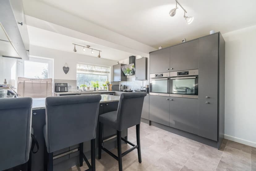 Image 2:3 bedroom Detached house to rent
